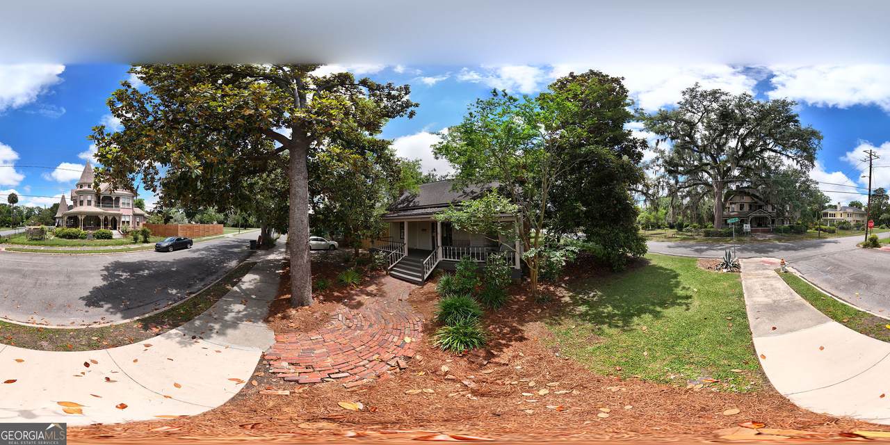 417 Central Place - Photo 1