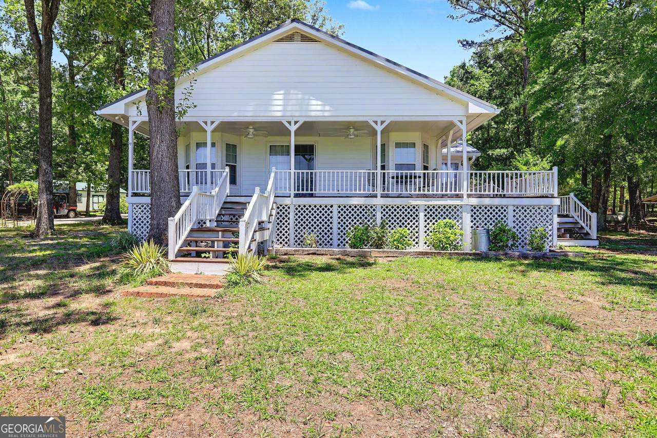 1691 Arrowhead Road - Photo 1