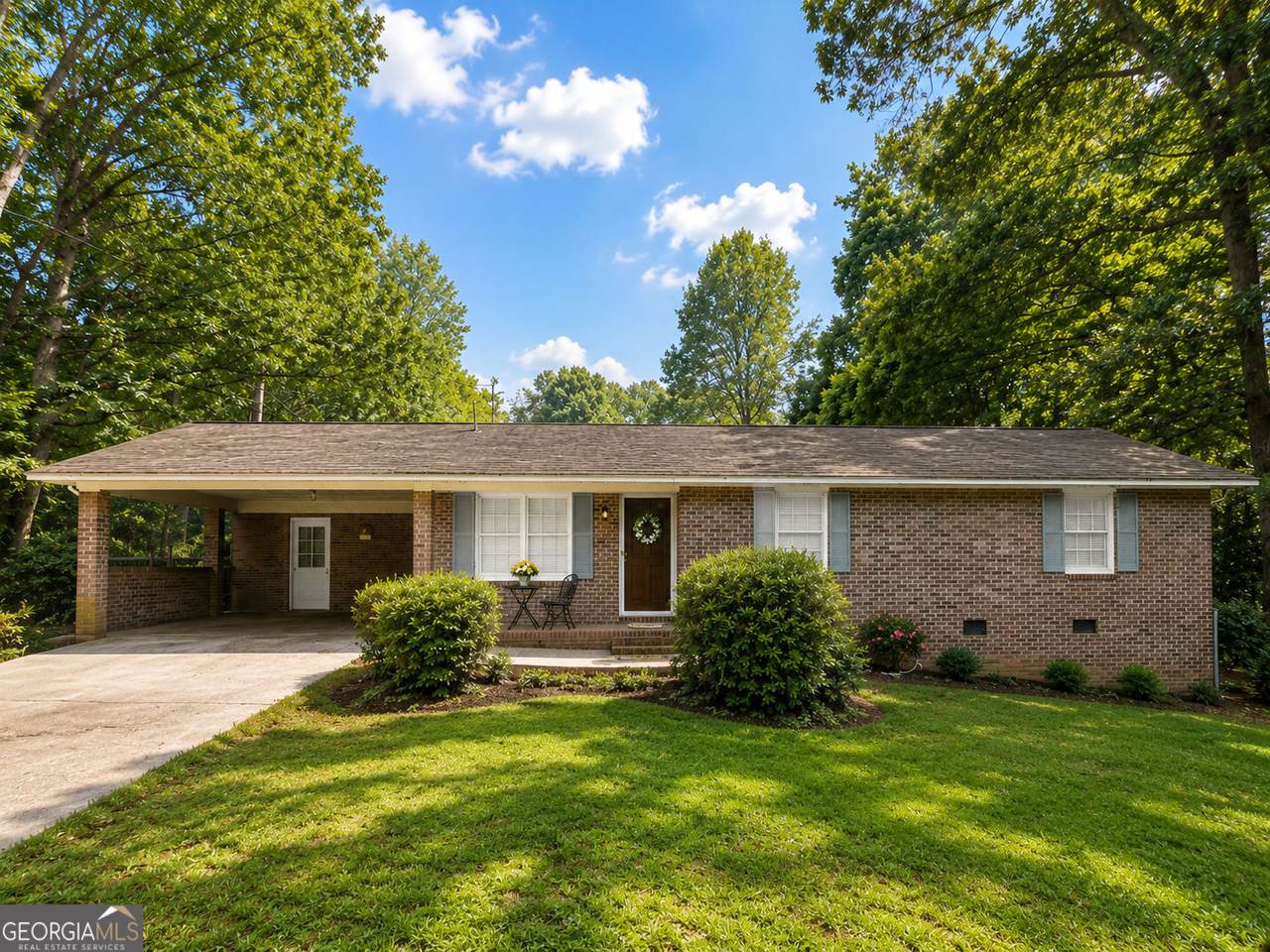 40 Flint Hill Drive - Photo 1