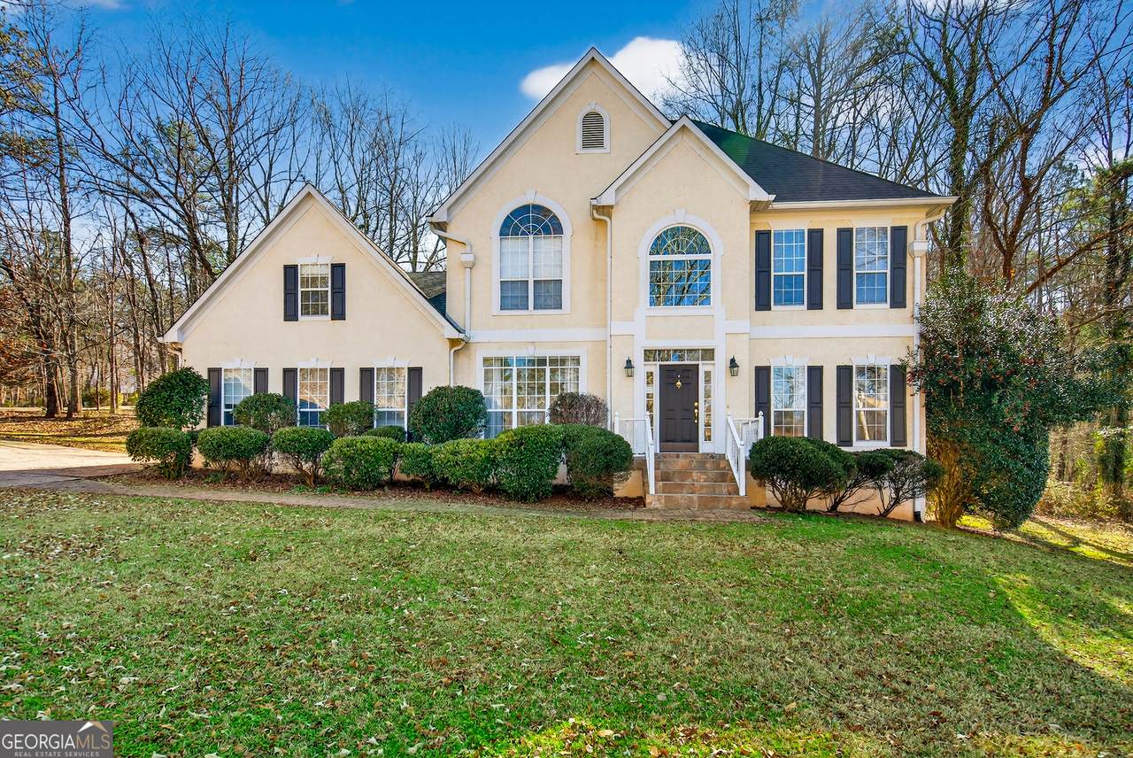 102 Cameron Pointe Drive - Photo 1