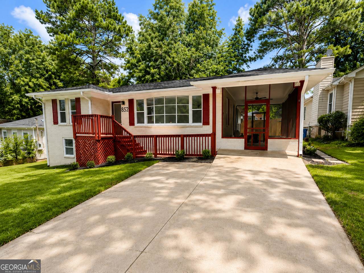 852 Norwood Road - Photo 1