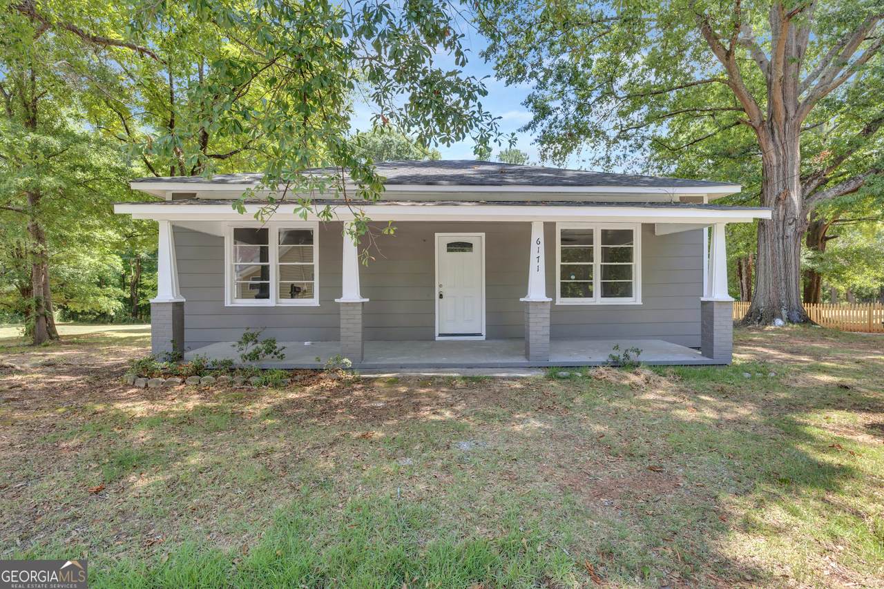 6171 Collins Street - Photo 1