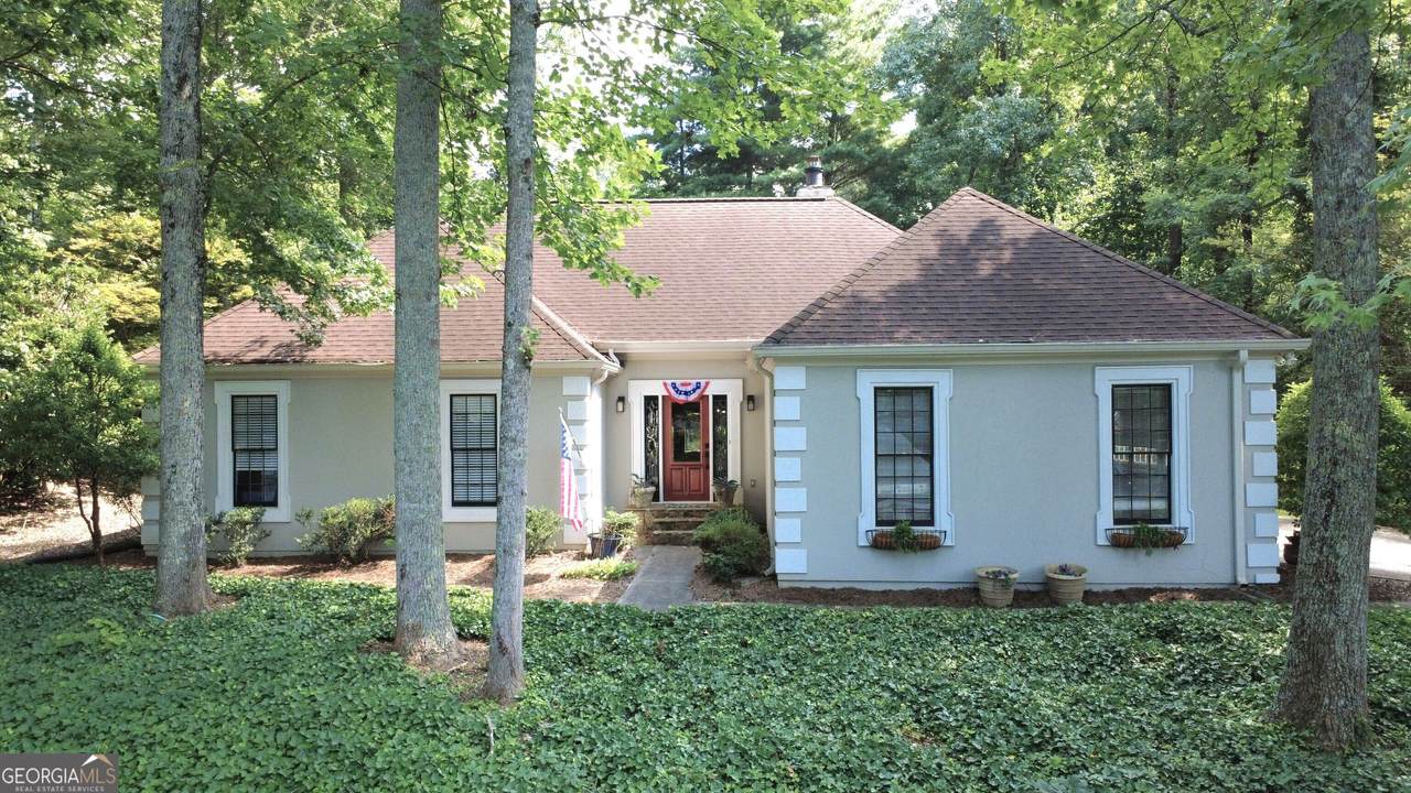 4380 Dunmore Road - Photo 1