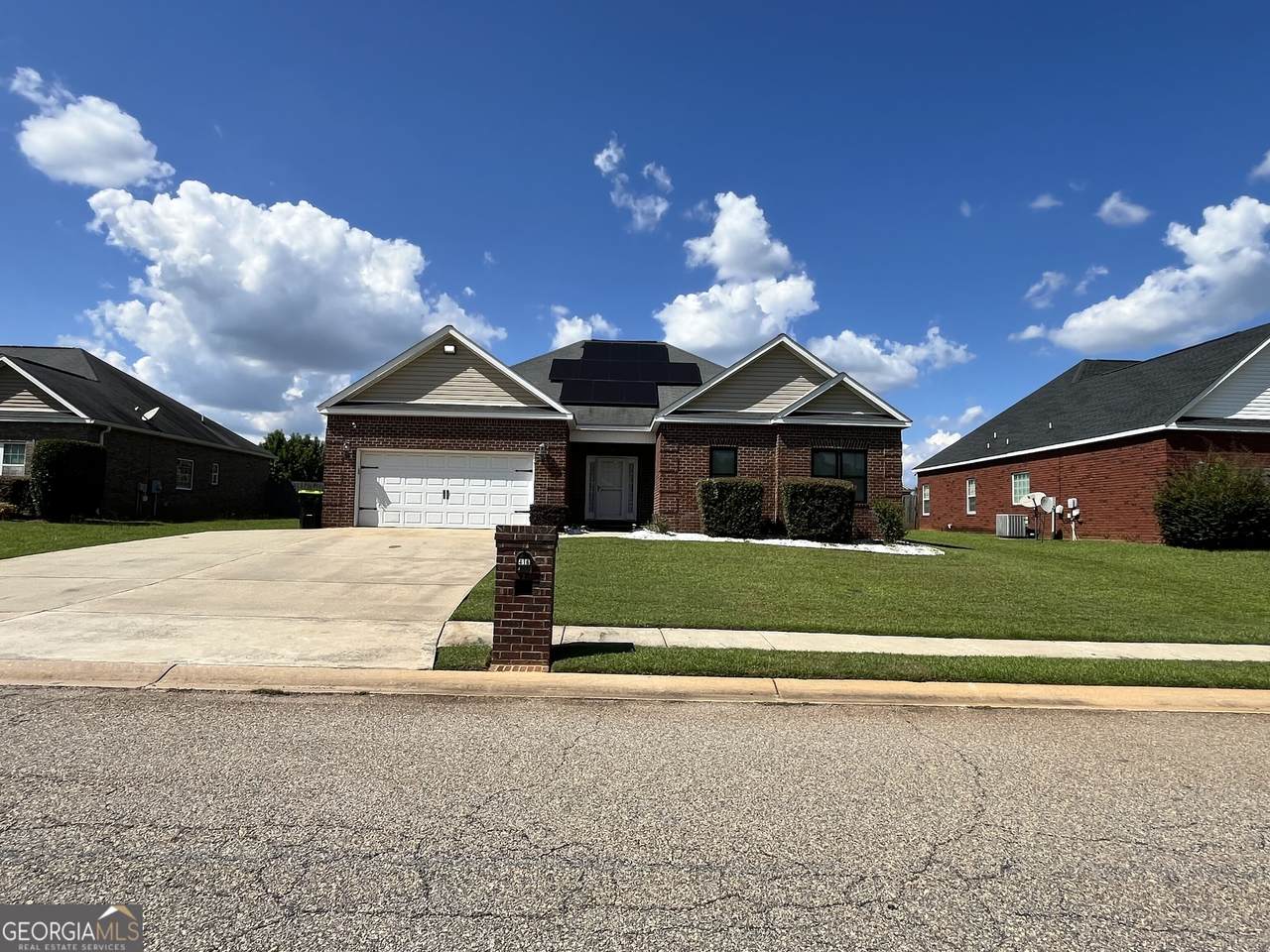 416 Hunts Landing Drive - Photo 1