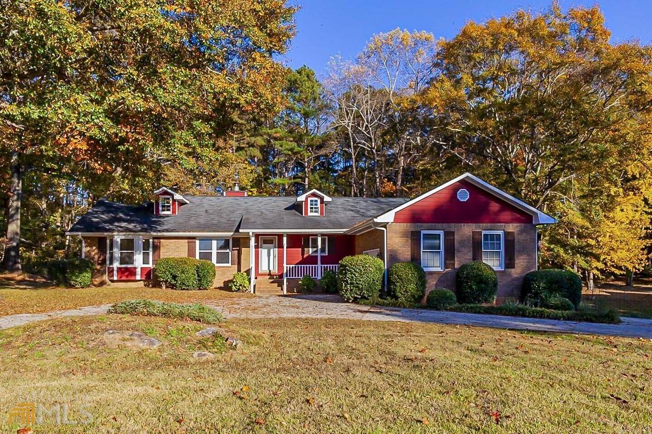 121 Hayes Circle - Photo 1