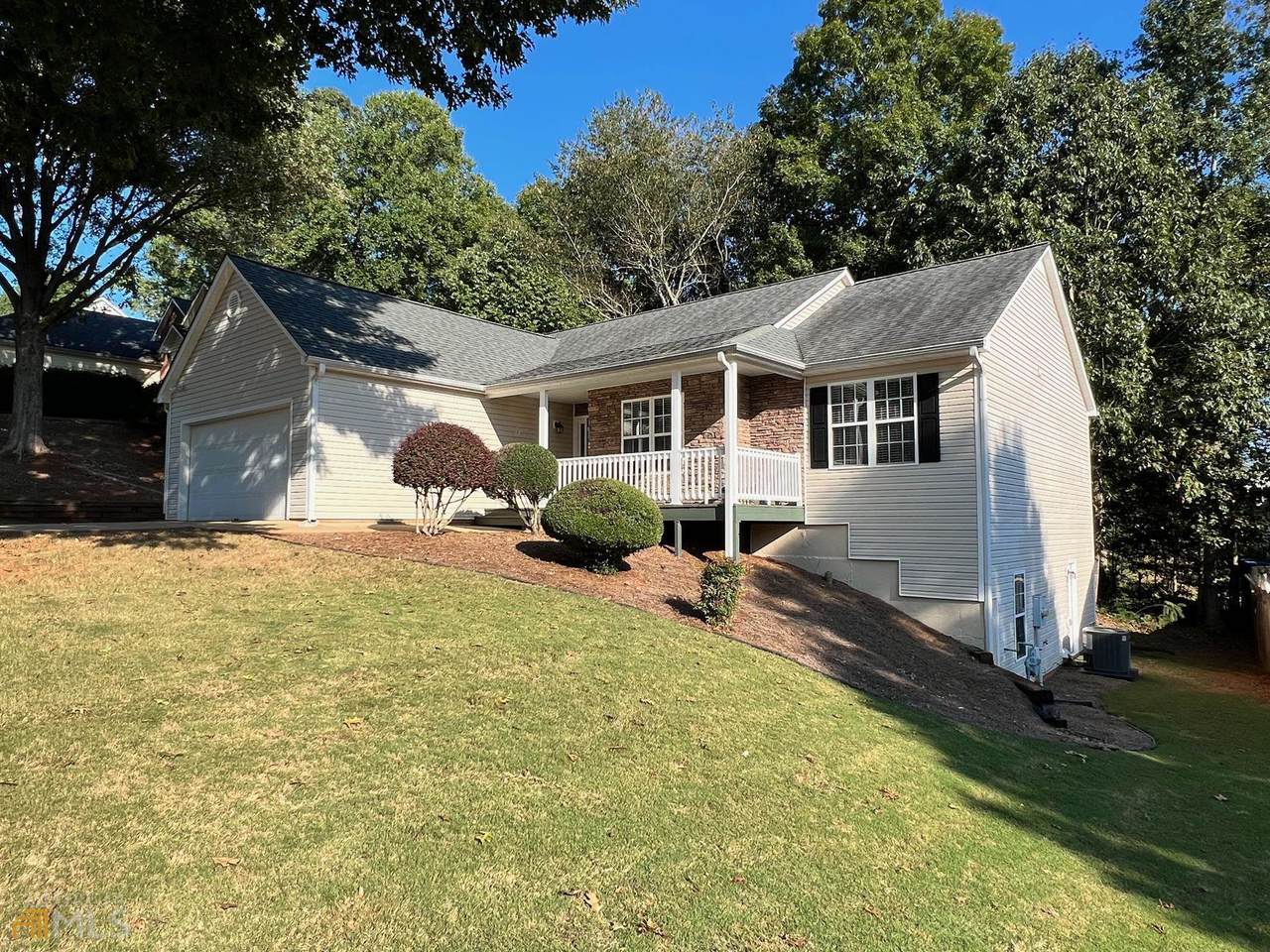 3441 Lynley Lane - Photo 1
