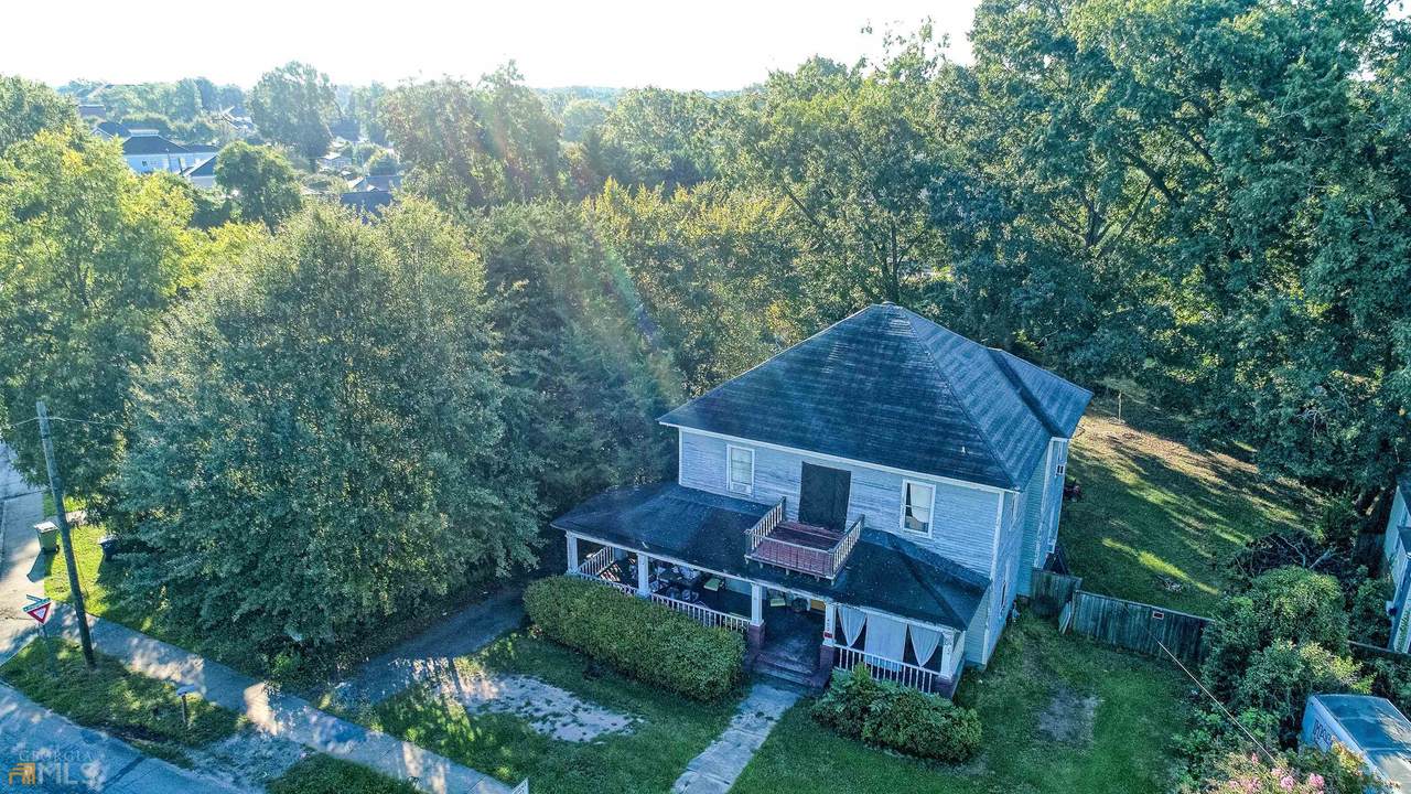 402 Meriwether - Photo 1