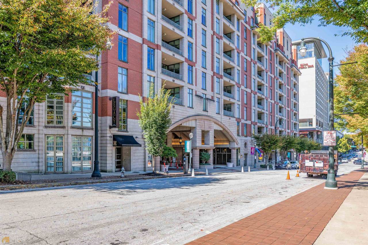 250 Park Avenue West Avenue - Photo 1