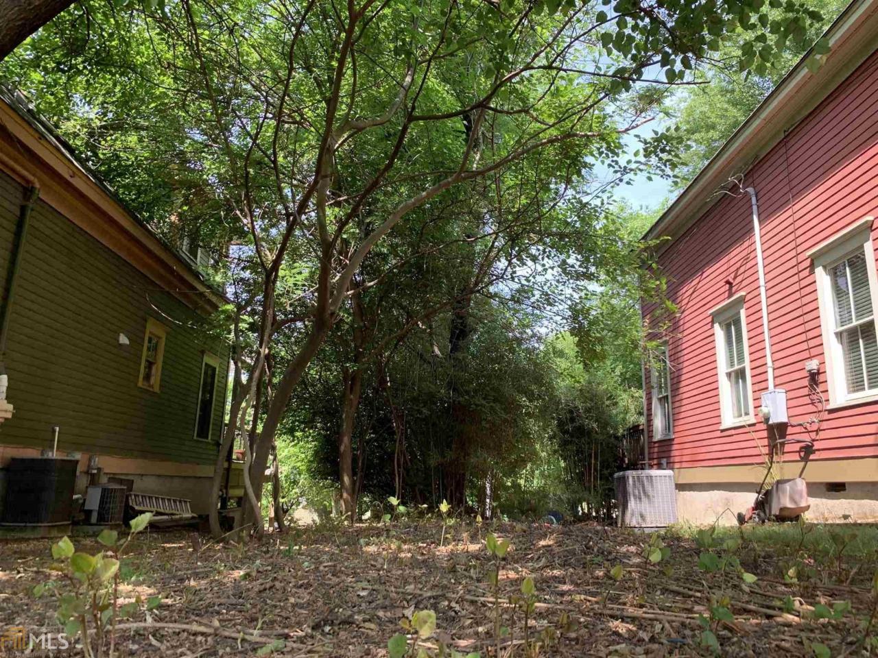 255 Pearl St - Photo 1