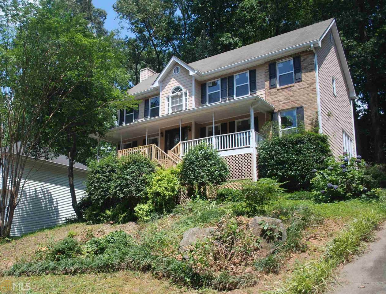 2518 Zachary Woods Dr - Photo 1