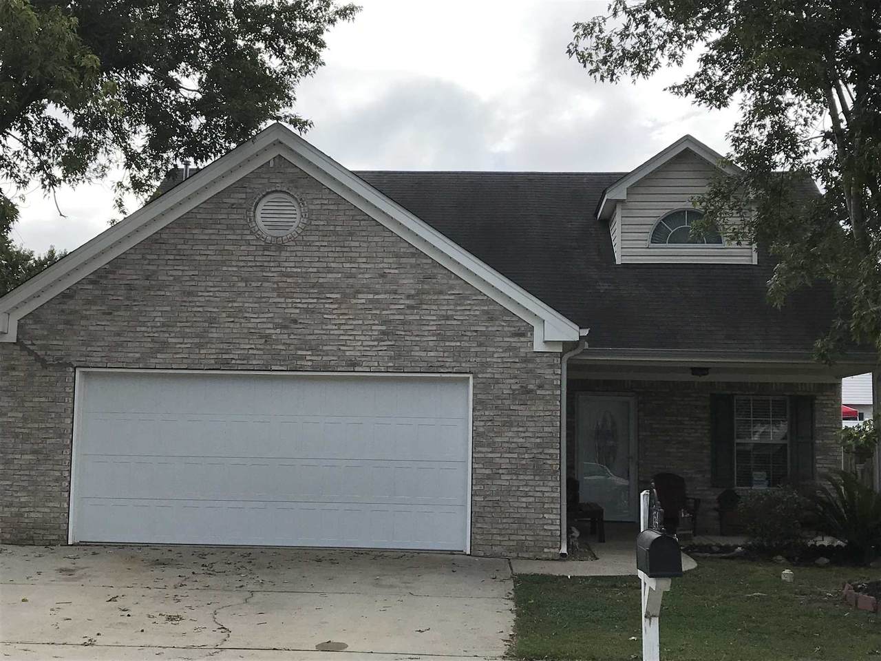 154 Roosevelt Blvd - Photo 1