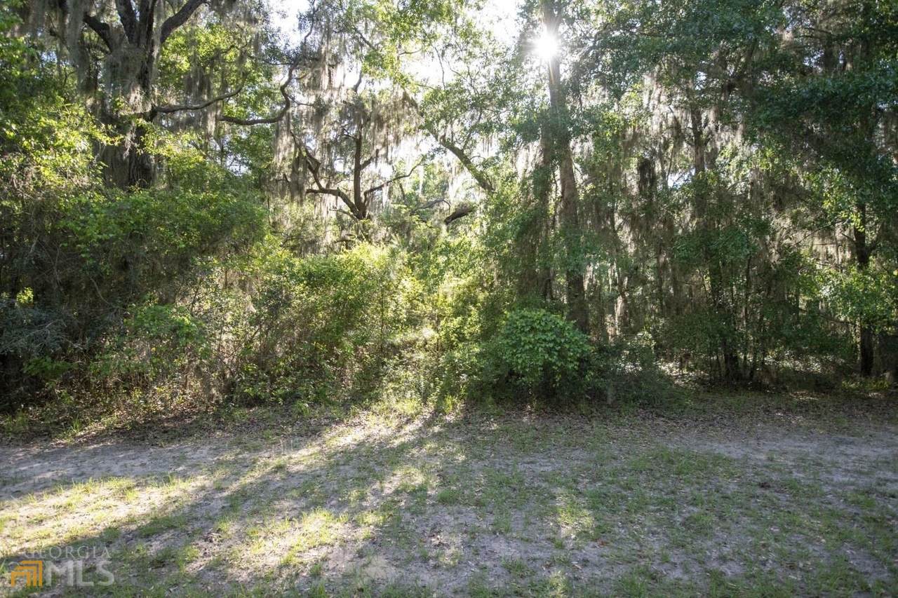 404 Teather Drive - Photo 1