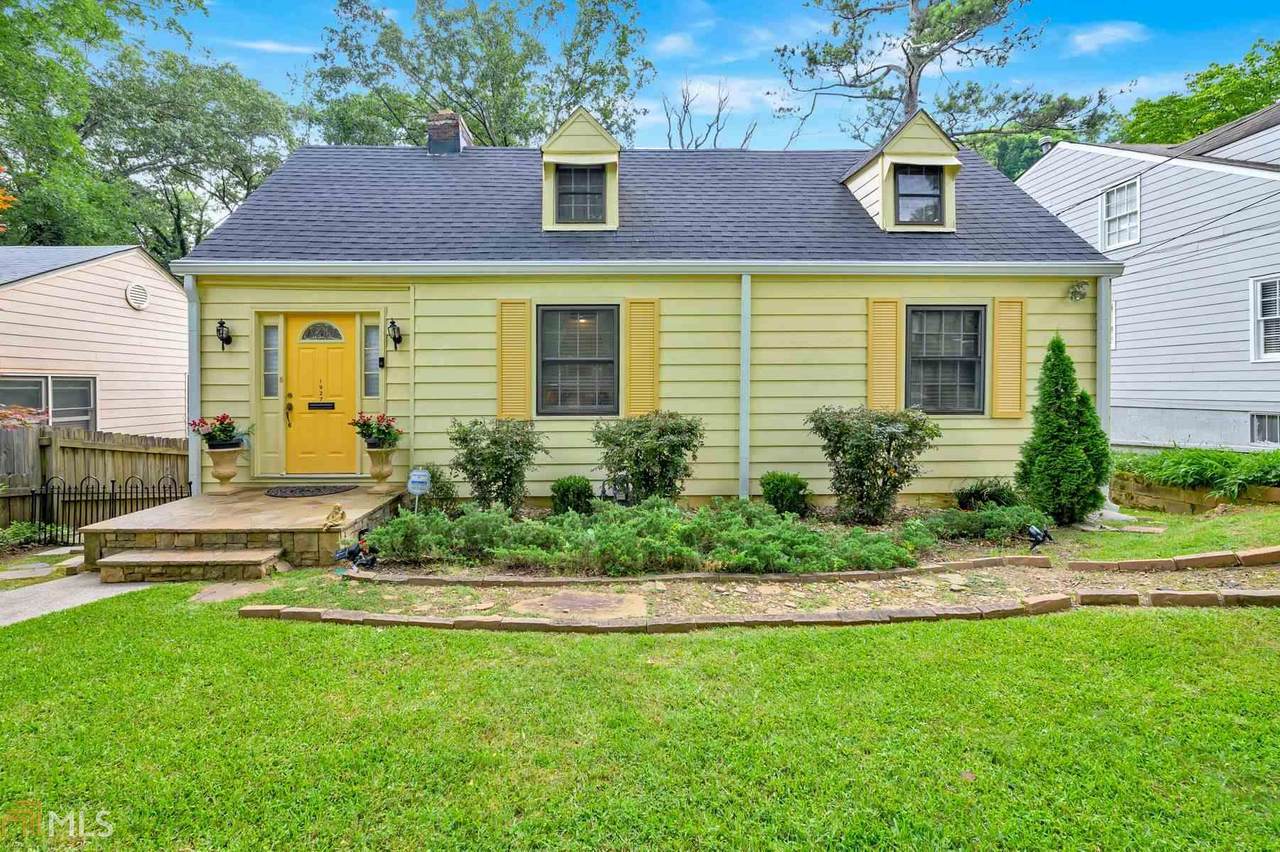 1927 Linwood Ave - Photo 1