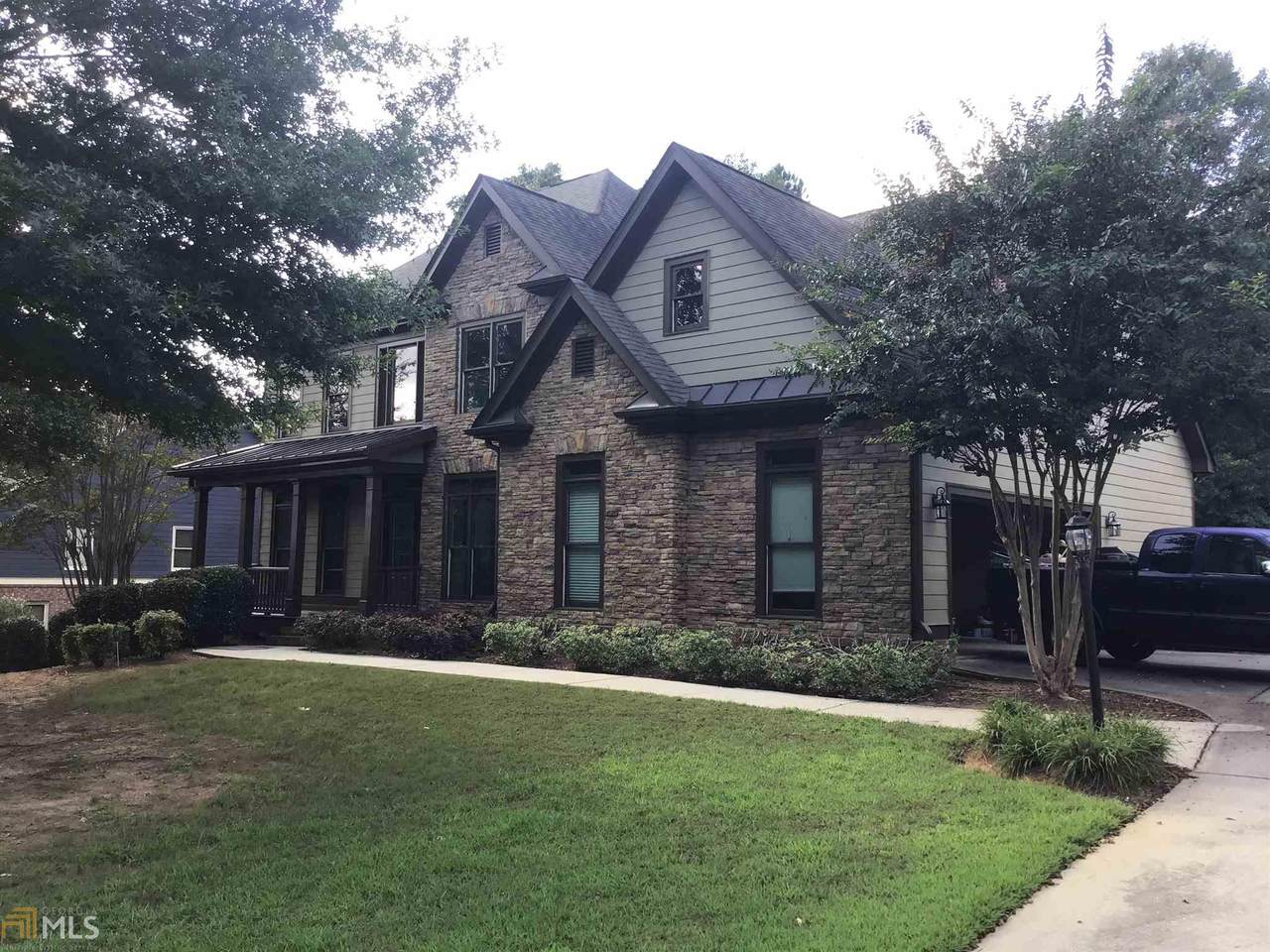 1201 Fairwinds - Photo 1