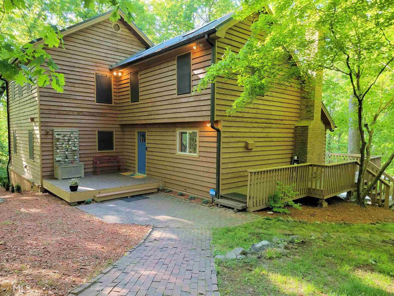 161 Alexander Dr - Photo 1