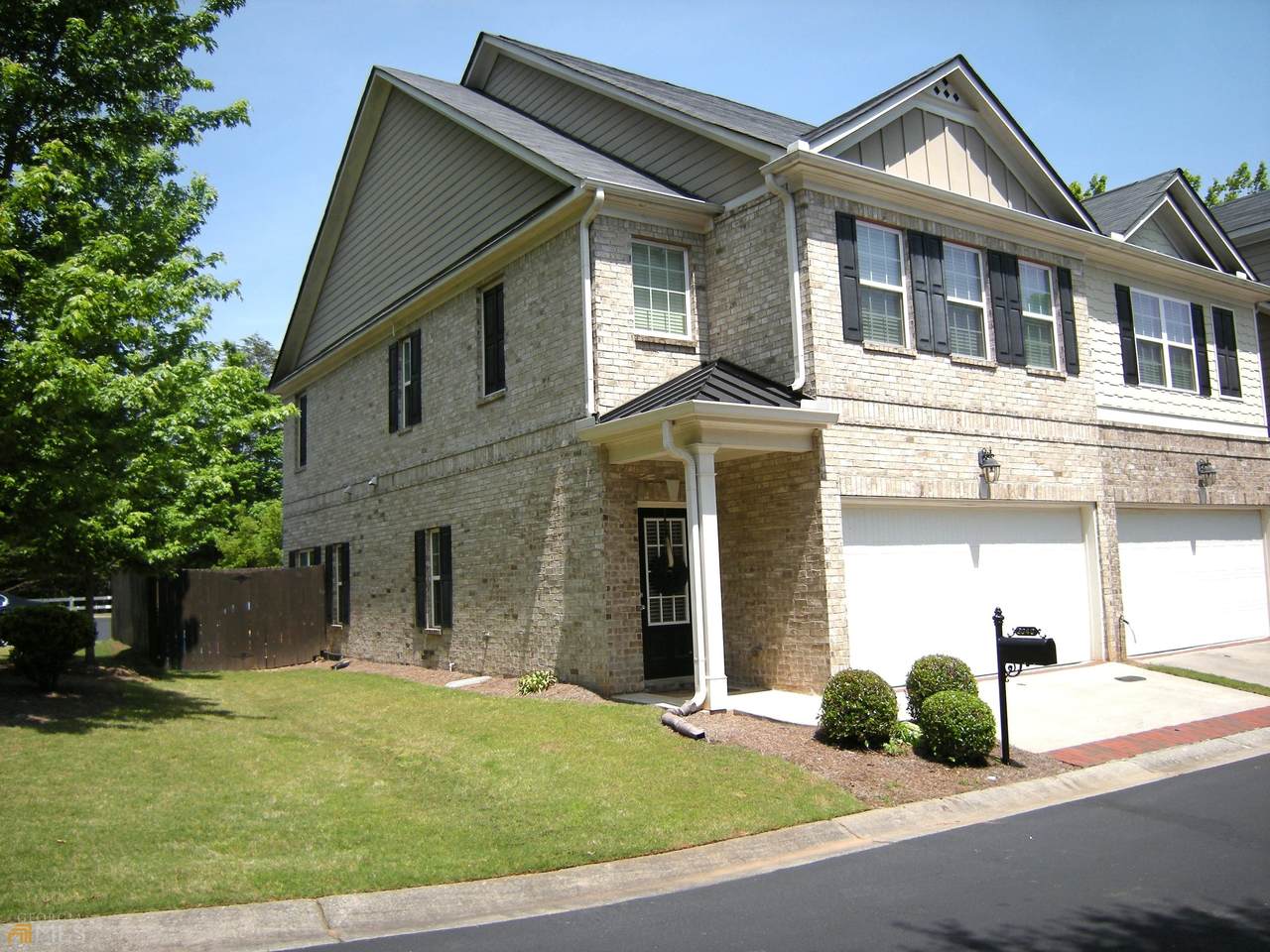 2040 Windcrest Court - Photo 1