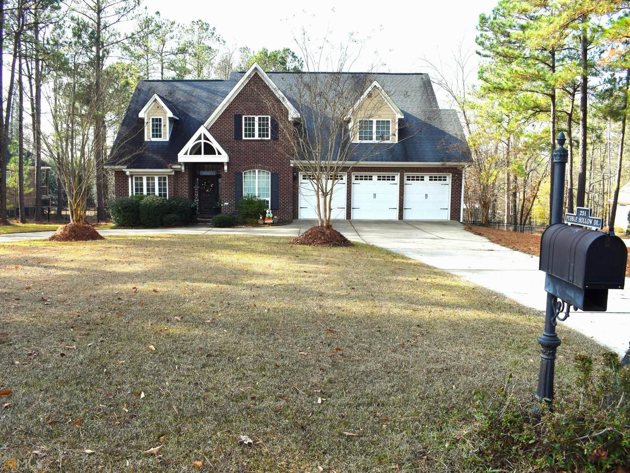 251 Pebble Hollow Drive - Photo 1
