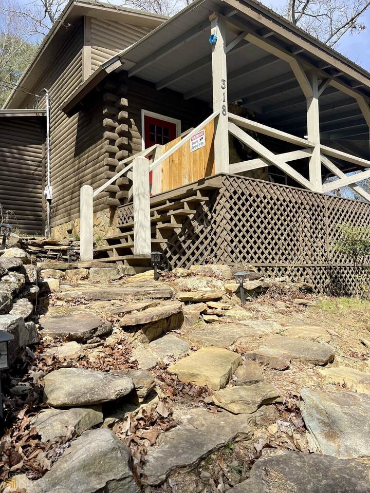 318 Mountain View Circle - Photo 1