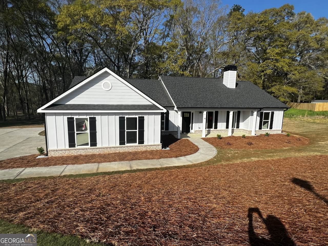 335 Advent Drive - Photo 1