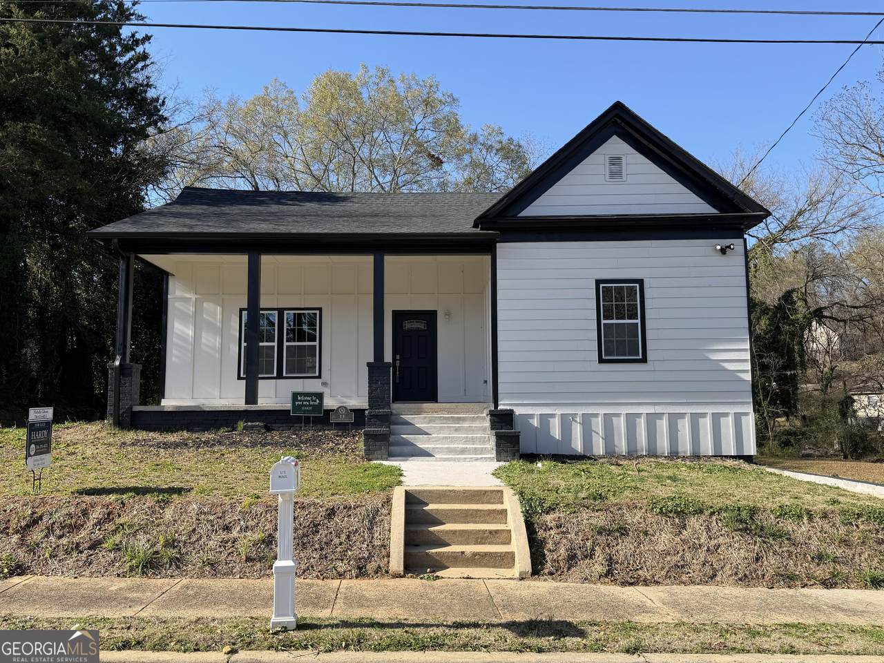 13 Blanche Avenue - Photo 1