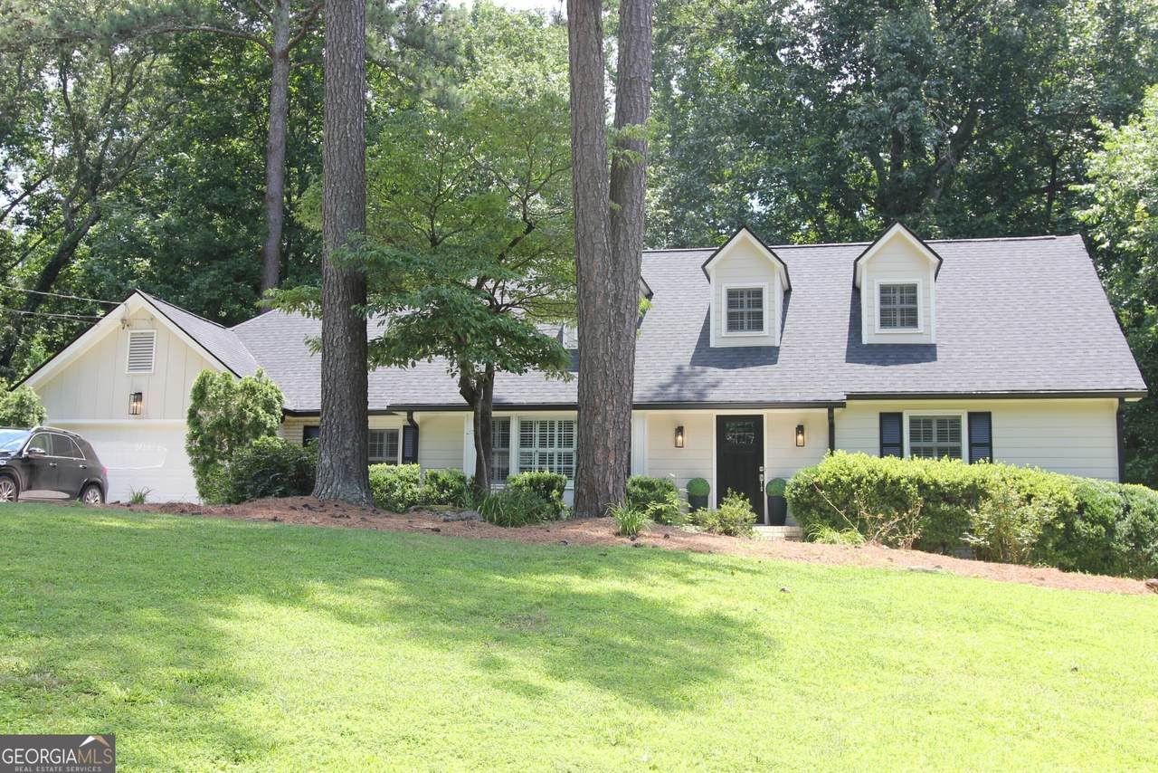 229 Devonwood Drive - Photo 1