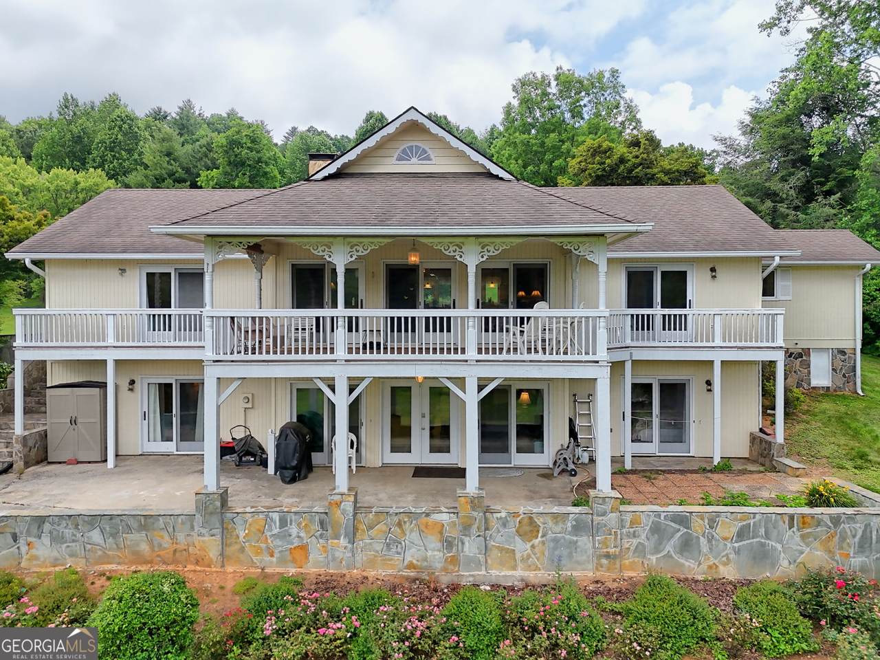 70 Fairway Lane - Photo 1