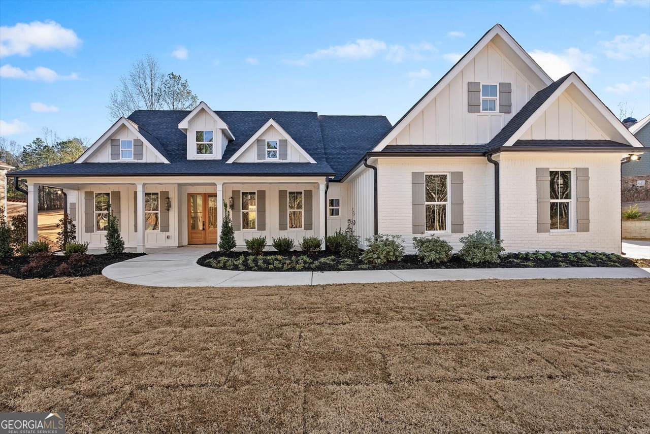 105 West Lake Boulevard - Photo 1