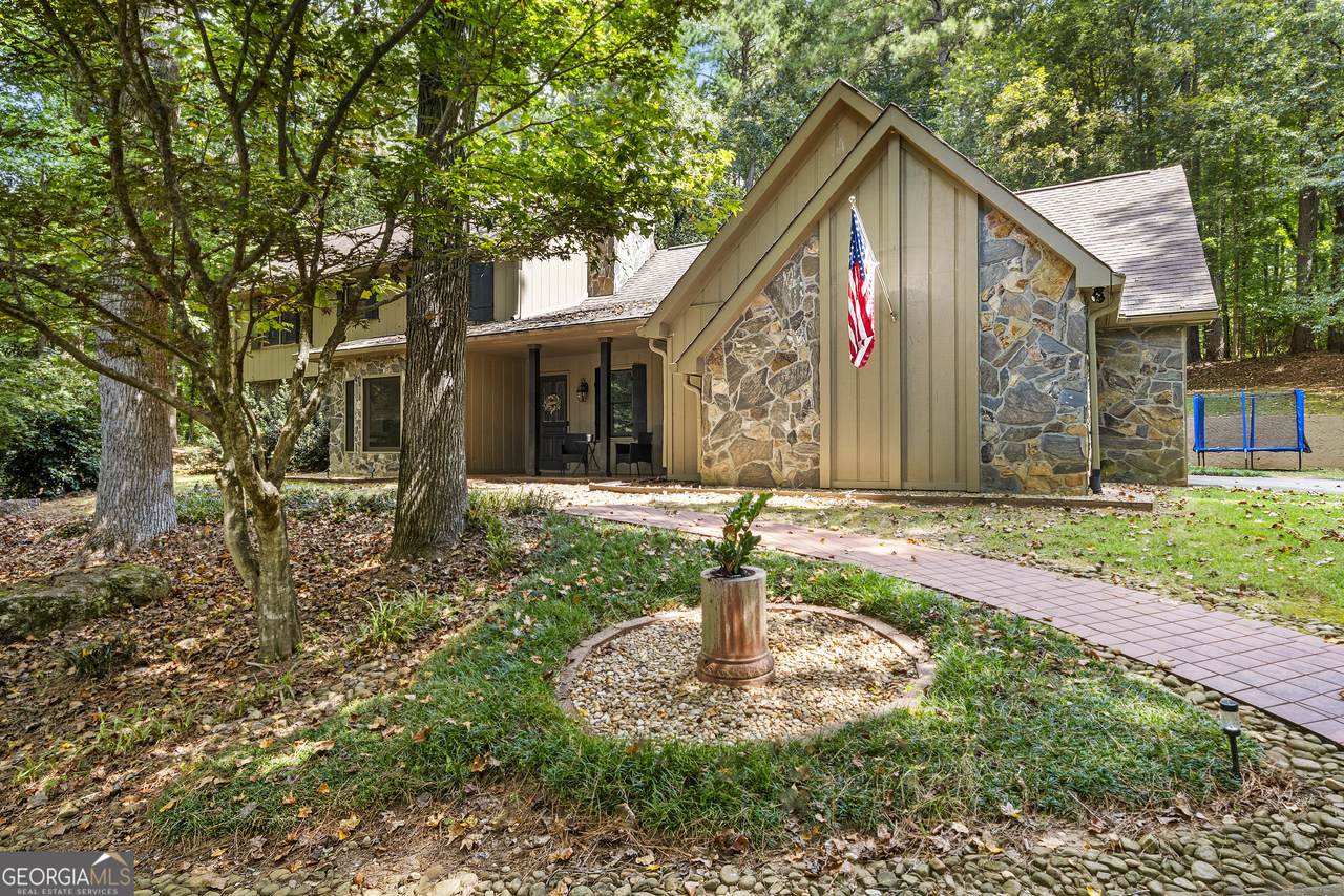 100 Ashland Trail - Photo 1