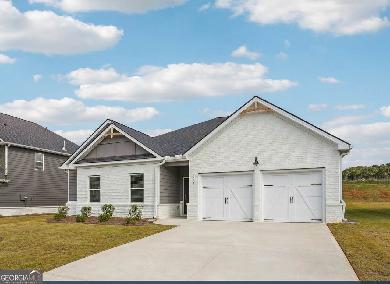 204 Orwell Drive - Photo 1