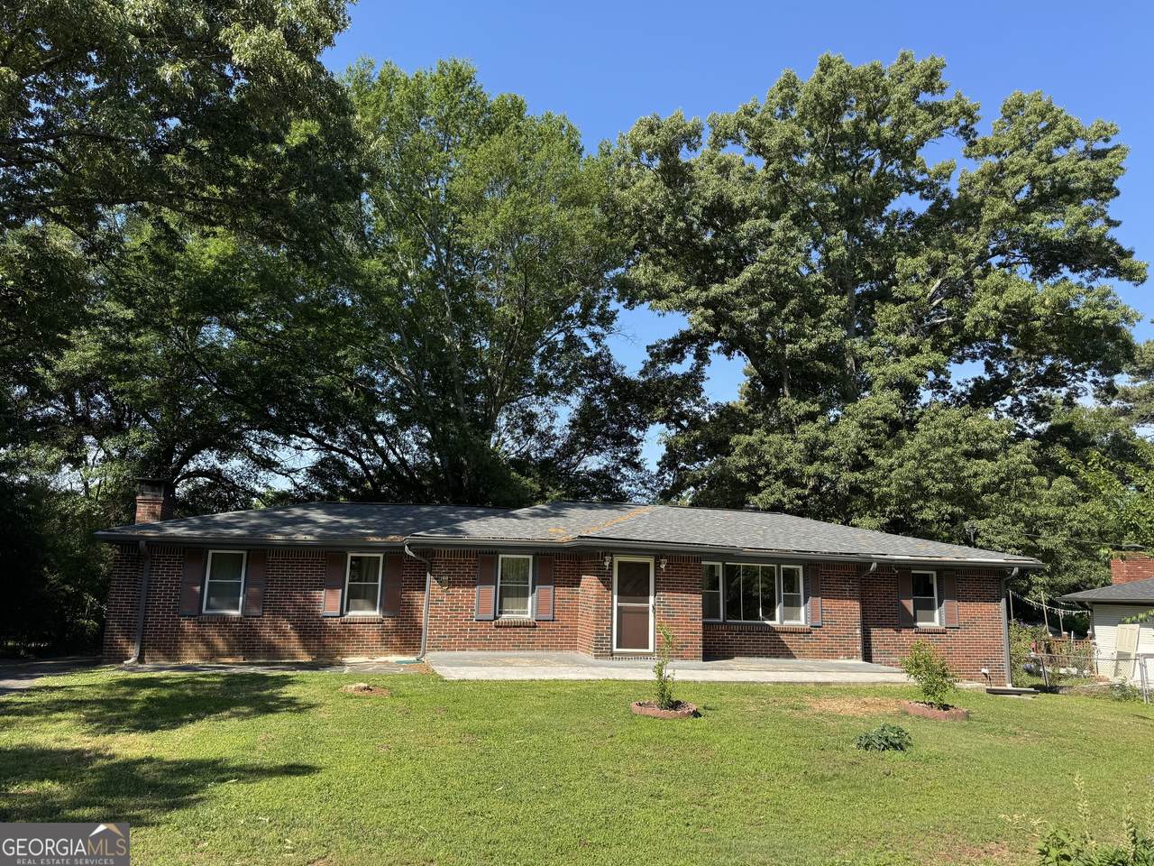 2498 Johnson Drive - Photo 1