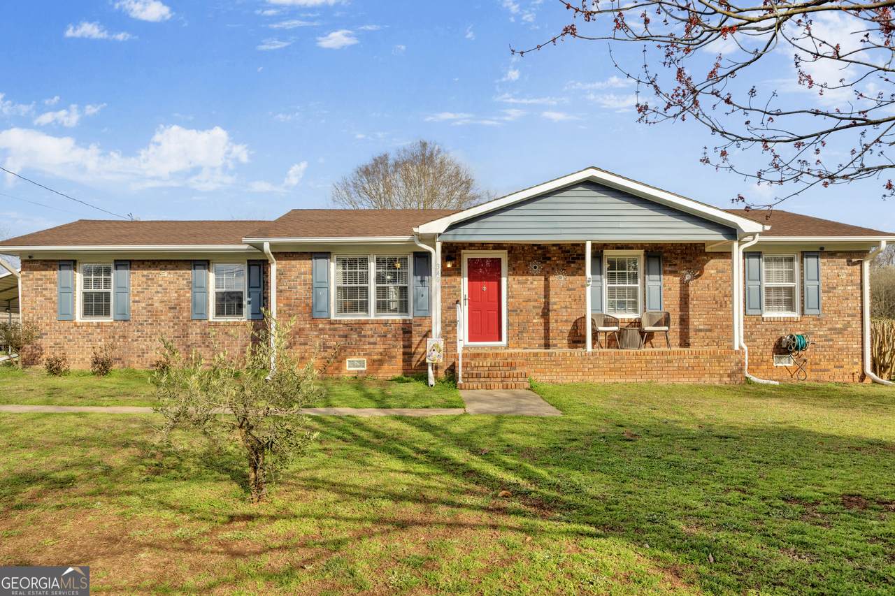 340 Floyd Street - Photo 1