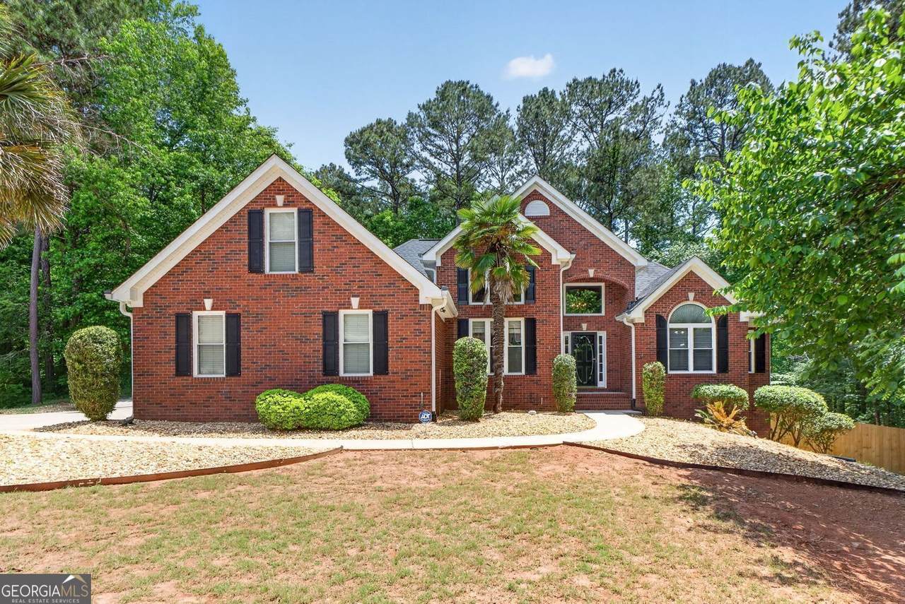 560 Brook Hollow Drive - Photo 1