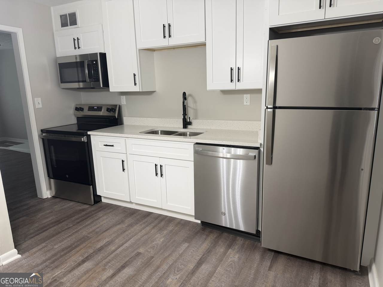 92 Brannan Street - Photo 1
