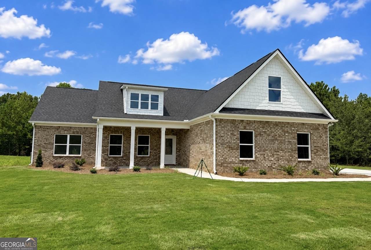 1320 Sycamore Circle - Photo 1