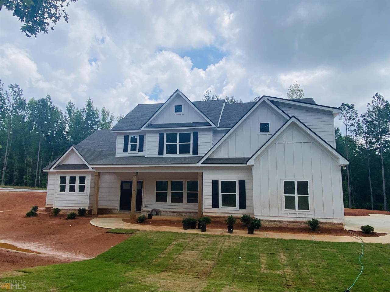 555 Mooyn Road - Photo 1