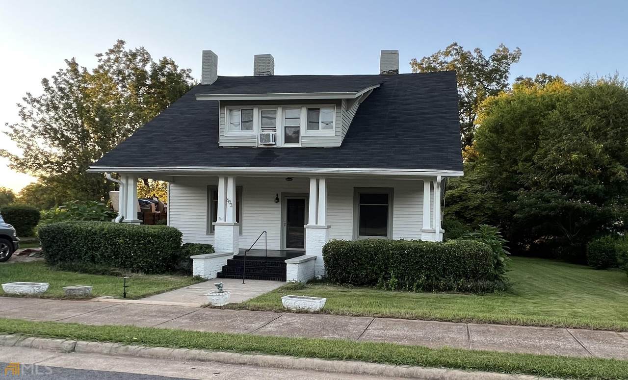 603 10th Street - Photo 1