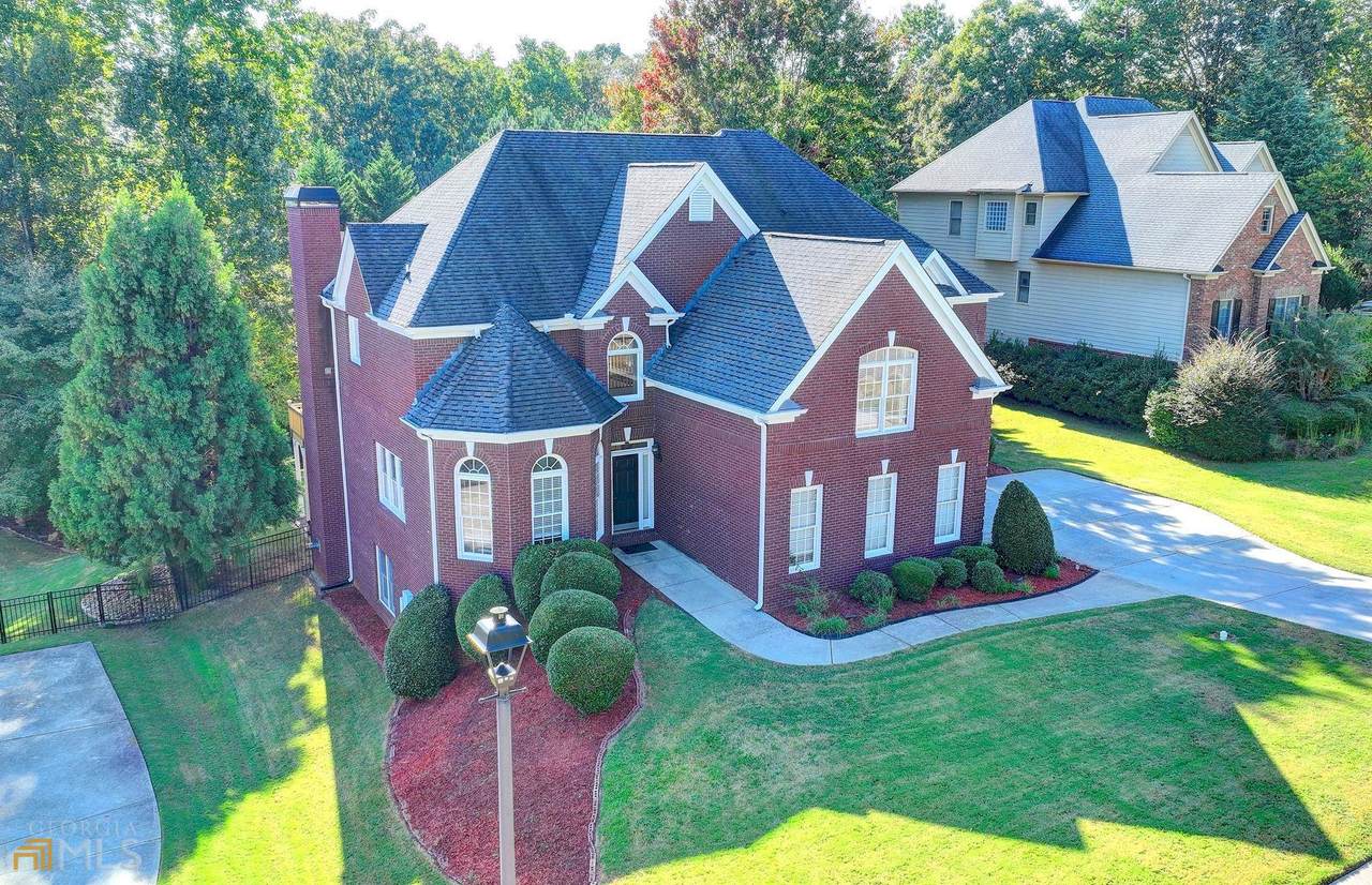 2080 Misty Oaks Drive - Photo 1