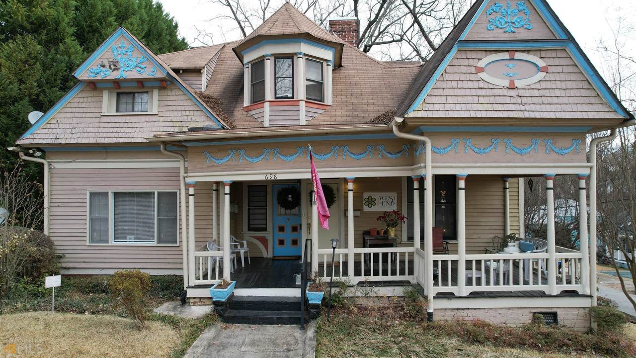 698 Queen Street - Photo 1