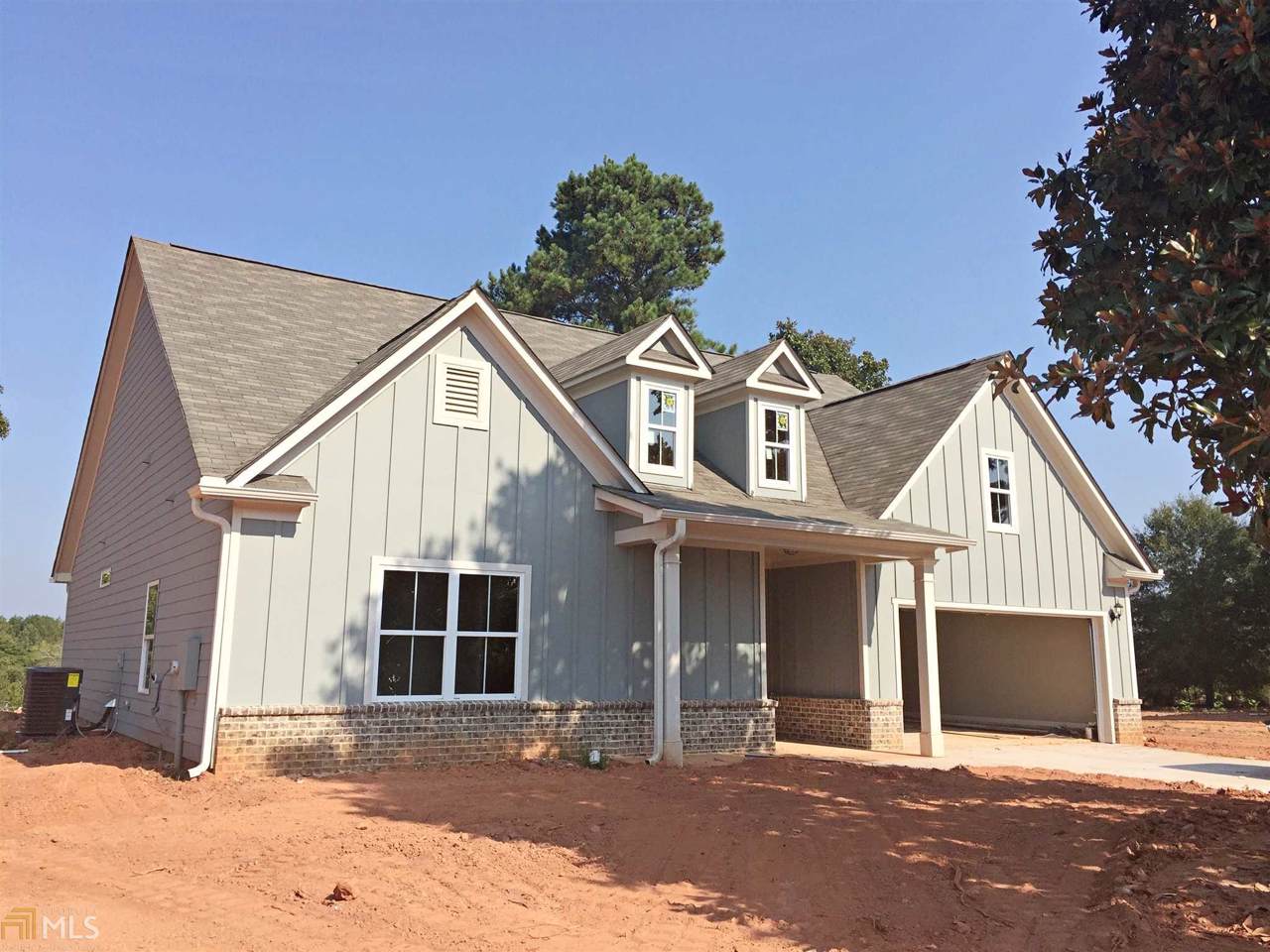 935 Austin Rd - Photo 1
