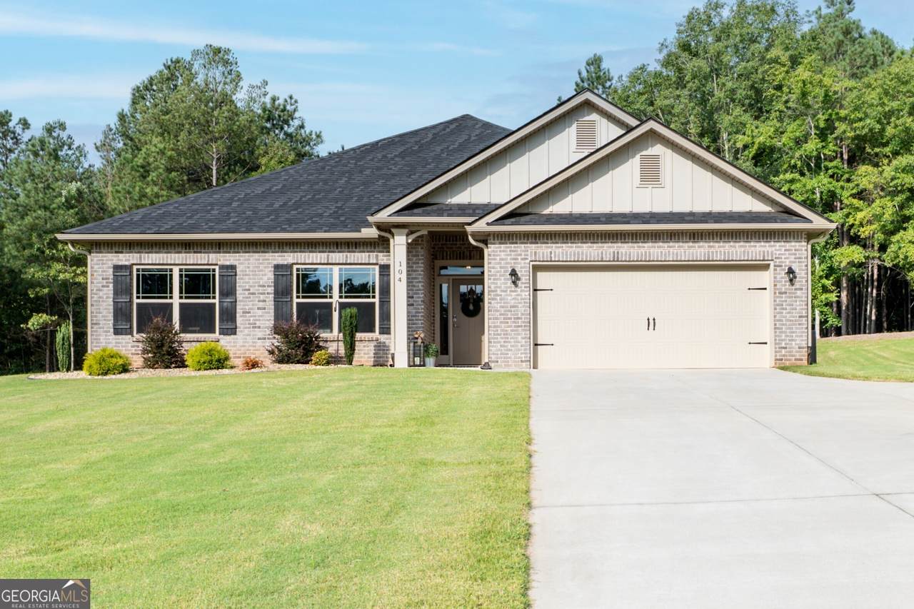 104 Eagle Heights Drive - Photo 1