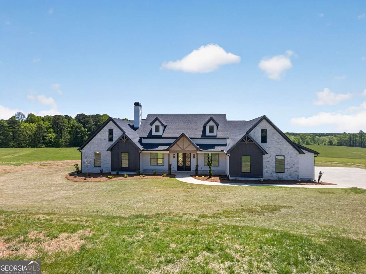 735 Lake Circle Road - Photo 1