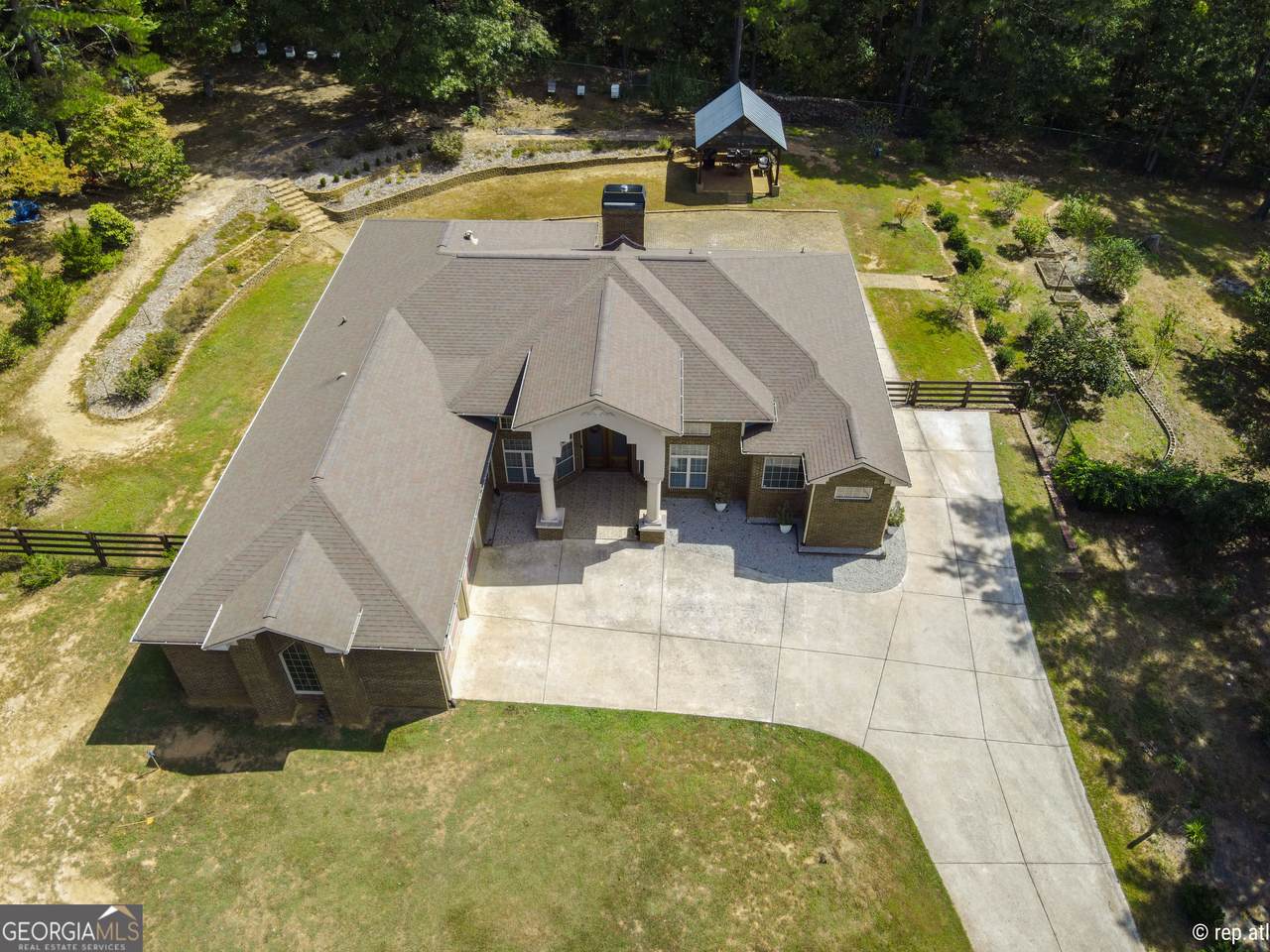 412 Trilium Trail - Photo 1