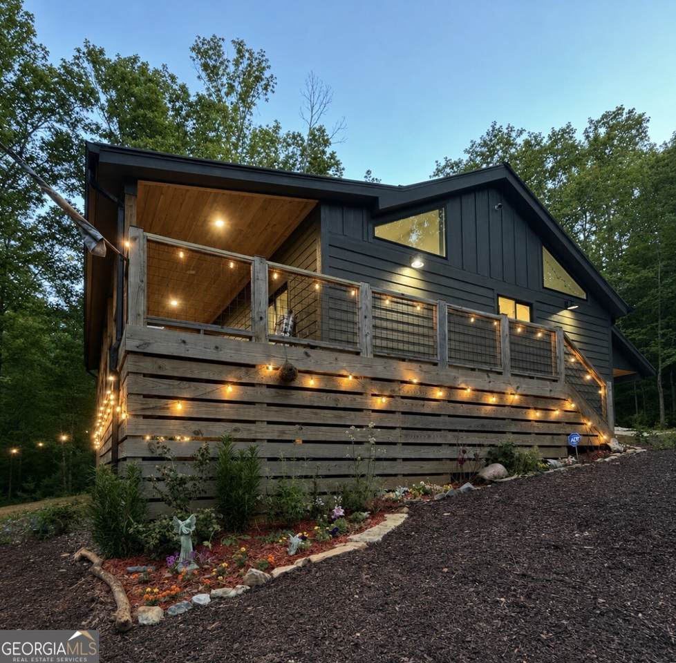 191 Oakwood Road - Photo 1