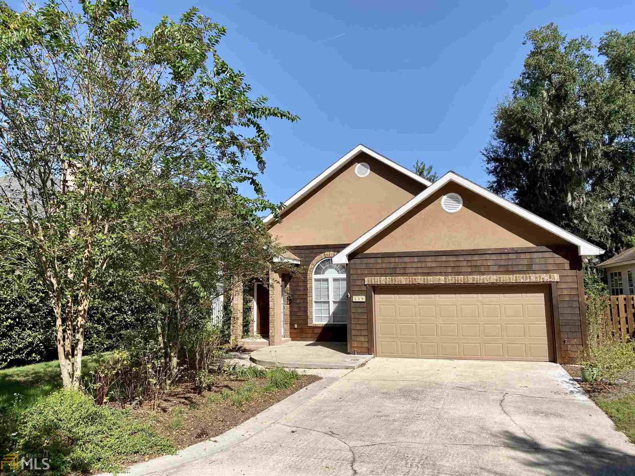 224 Villager Dr - Photo 1