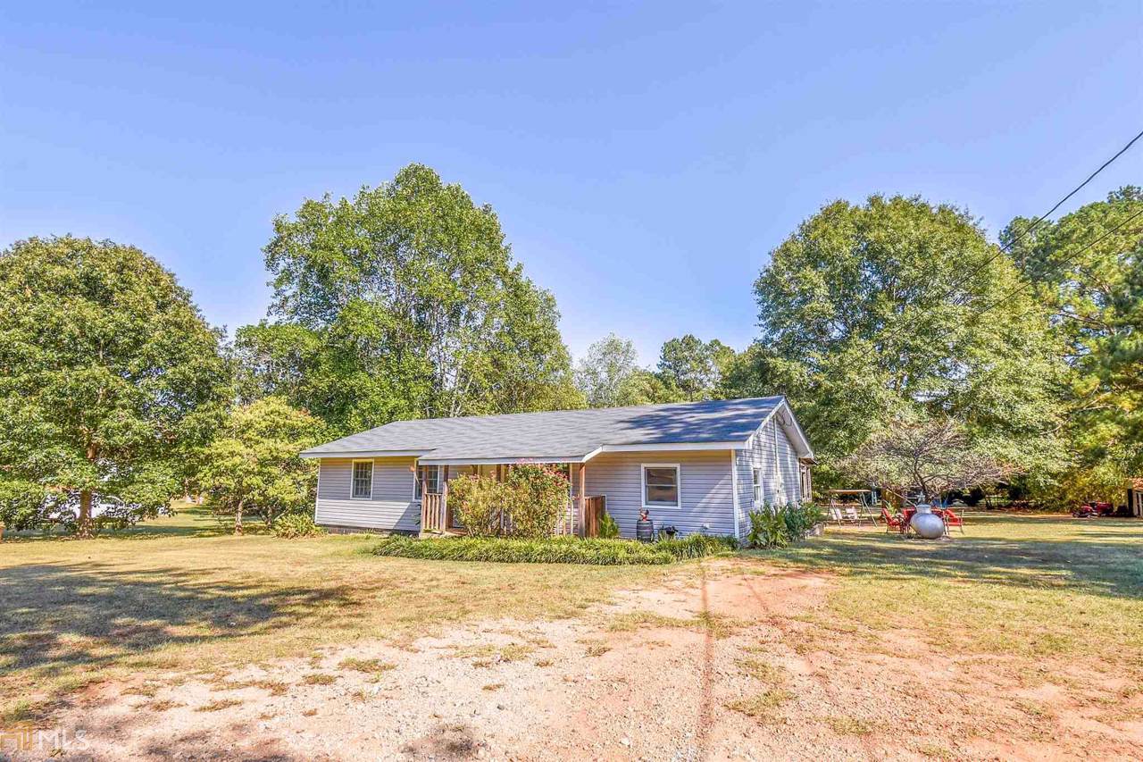 2155 Locust Grove Rd - Photo 1