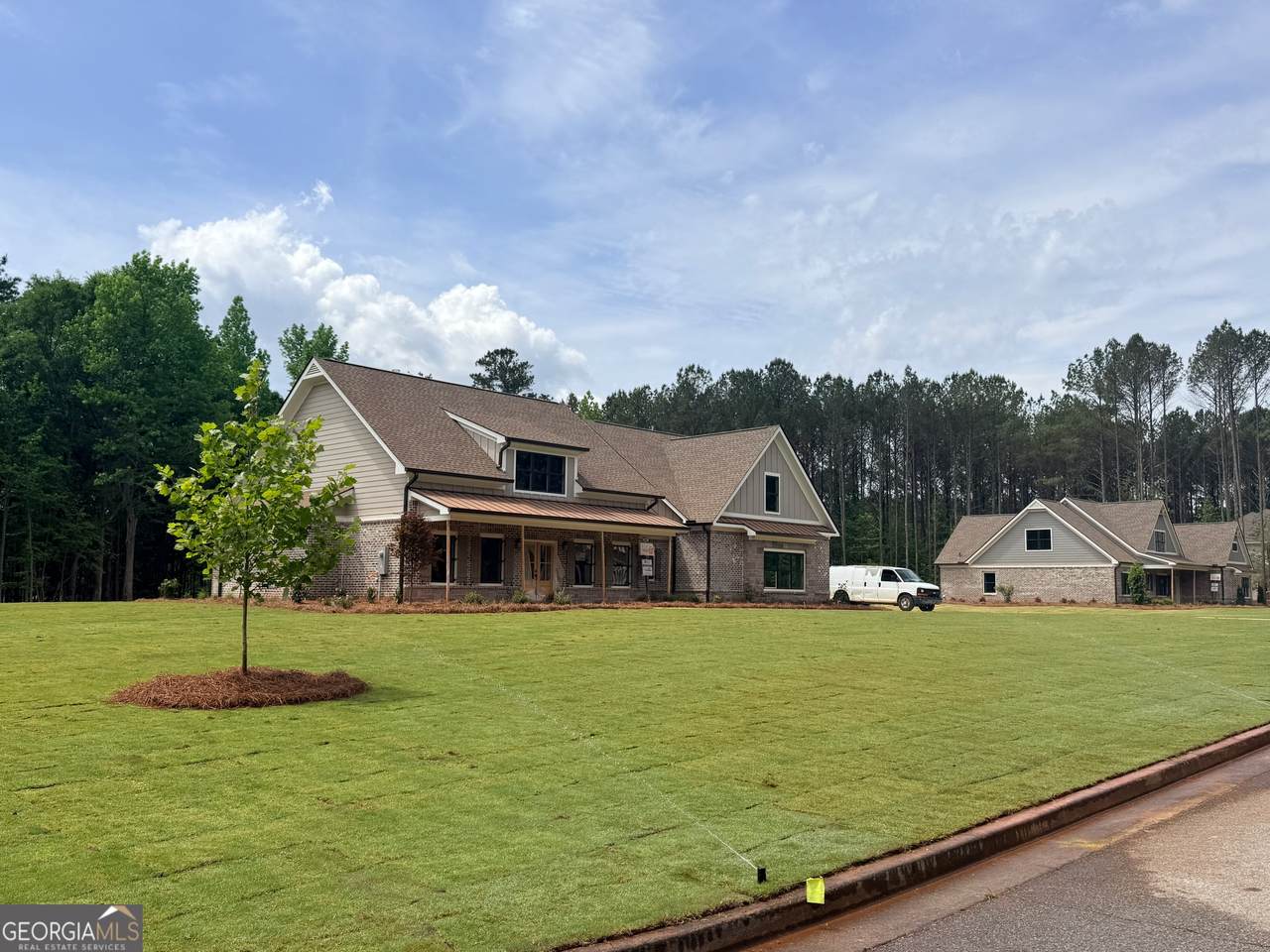 619 Shepherds Crossing - Photo 1