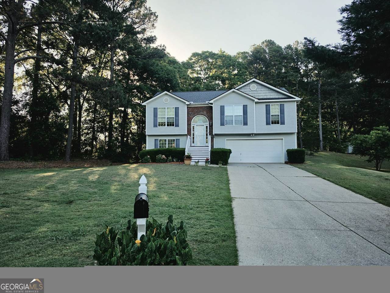 397 Sycamore Drive - Photo 1