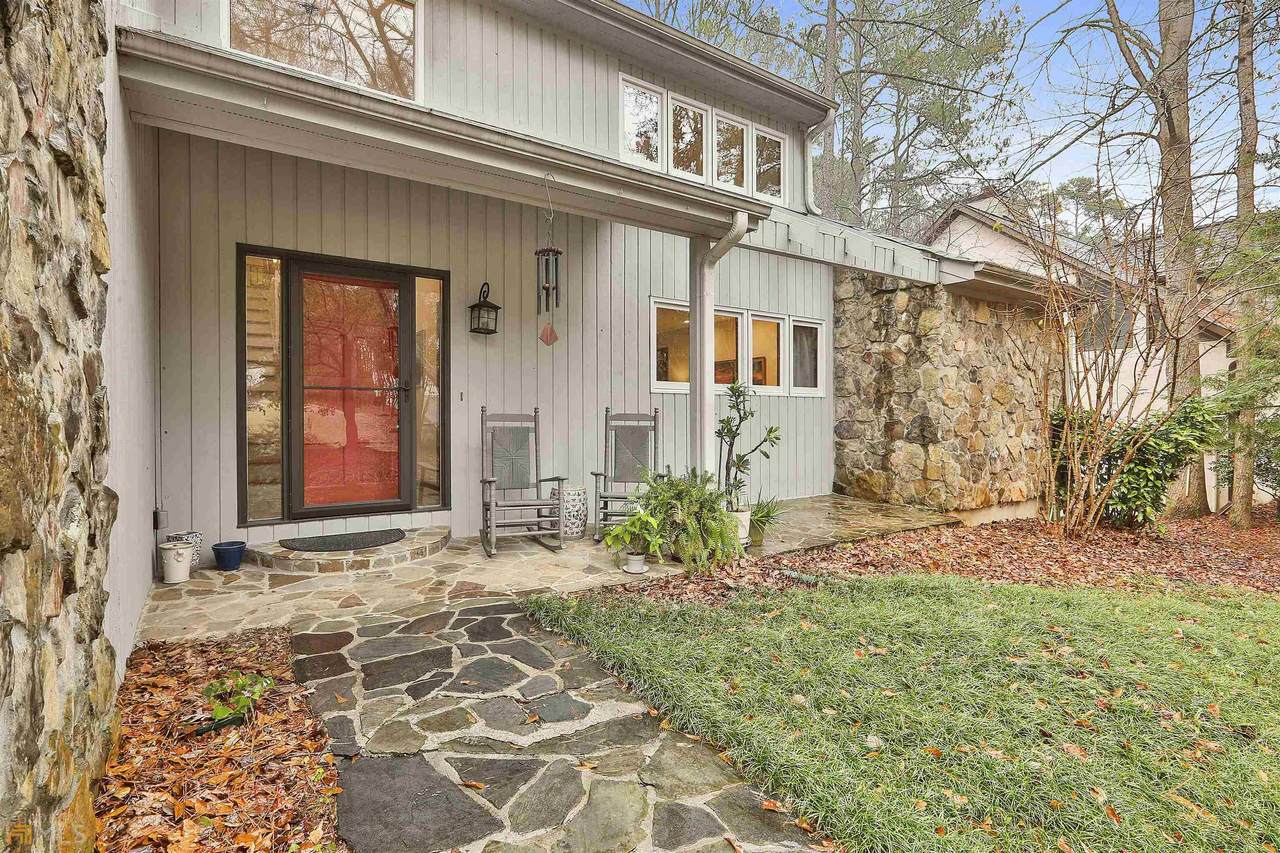 107 Greensway - Photo 1