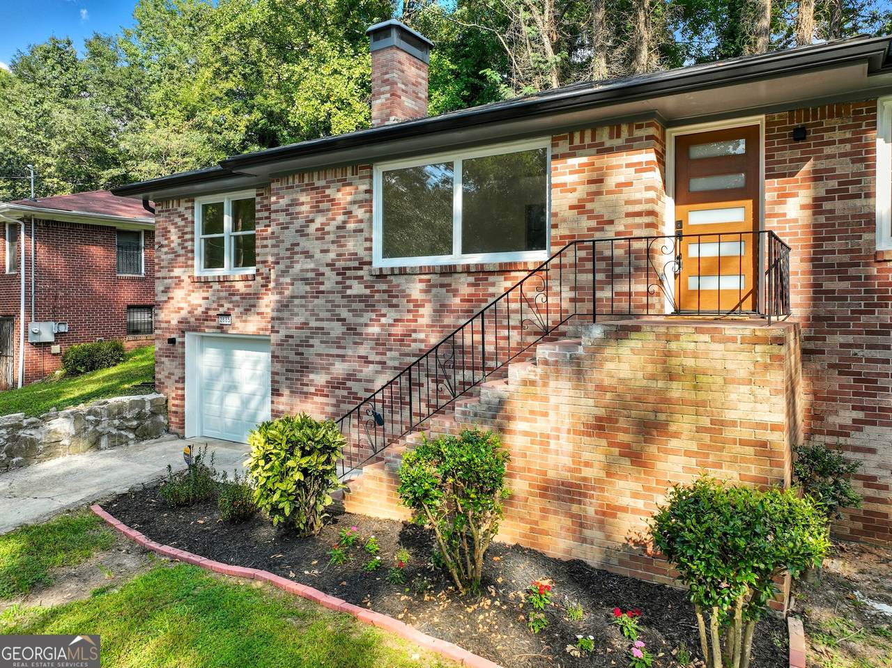 2885 Dale Creek Drive - Photo 1