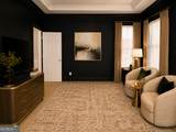715 Lexington Avenue - Photo 29